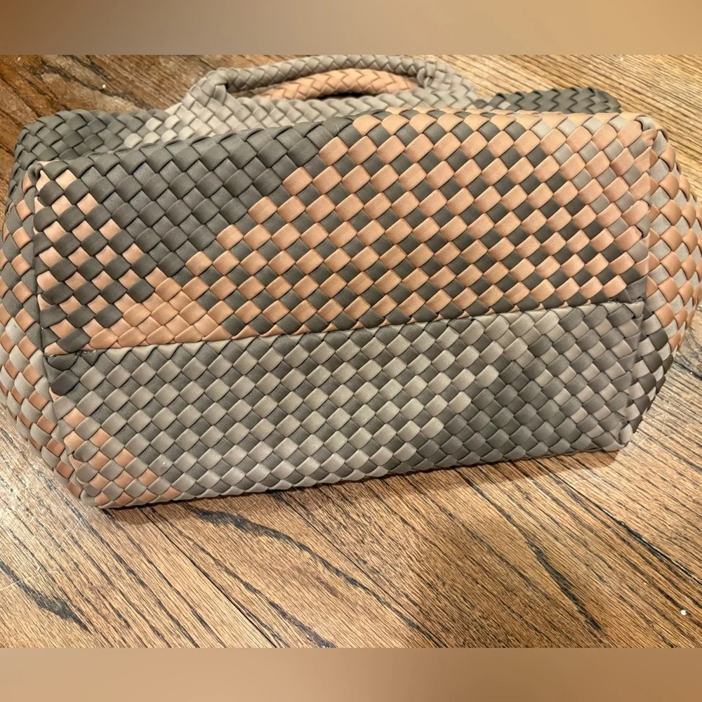 Naghedi St Barths Medium Tote in Graphic Geo - Picture 12 of 16